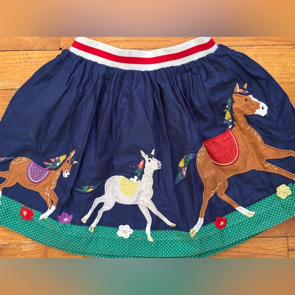 Mini Boden skirt, appliqué Horses 5/6